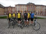 Vor dem Schloß Bruchsal