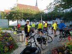 Morgens um 8.00 Uhr kurz vor der Abfahrt am Astorgarten